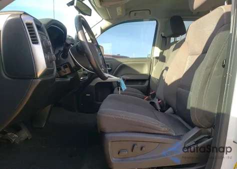 2017 Chevrolet Silverado K1500 Lt z USA, uszkodzony, nr VIN 3GCUKREC3HG423374